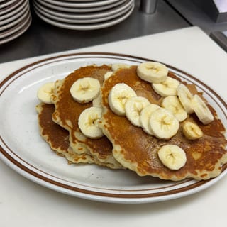 Peanut Butter & Banana Pancakes